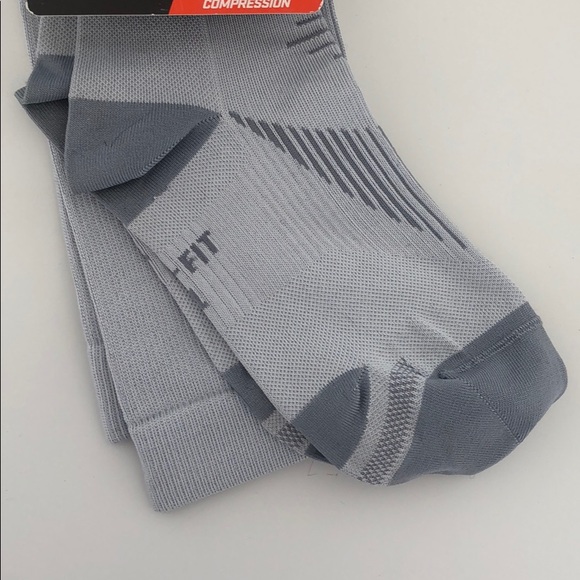 Brand new Nike Elite high-level compression socks - Picture 4 of 4